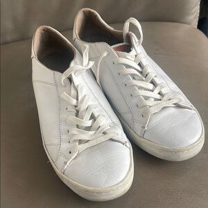 Classic White Leather Men's Sneakers
